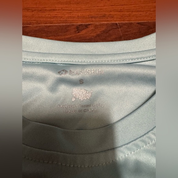 Men's Light blue Long Sleeve Shirt - Picture 2 of 3